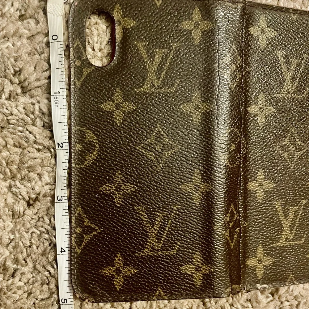 Louis Vuitton Brown and Gold Monogram Case